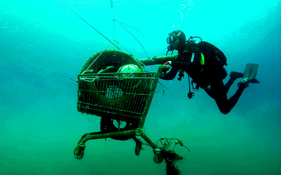 ζάκυνθος-καρότσια-στον-βυθό-2351542