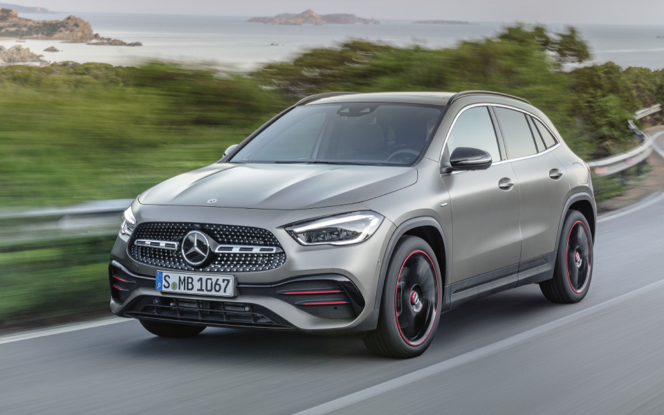 η-νέα-mercedes-benz-gla-2352336