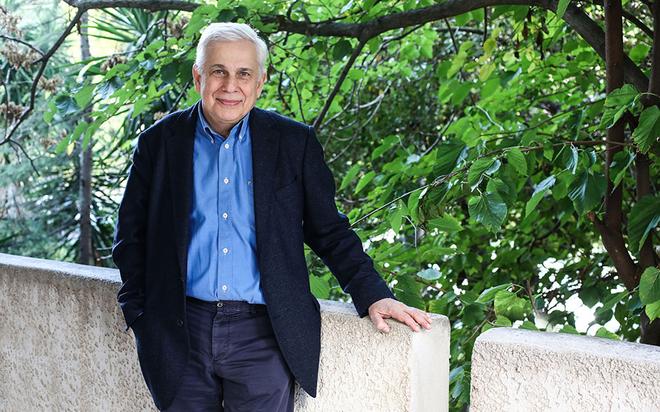 οι-σχέσεις-σήμερα-είναι-επιδερμικές-2351776