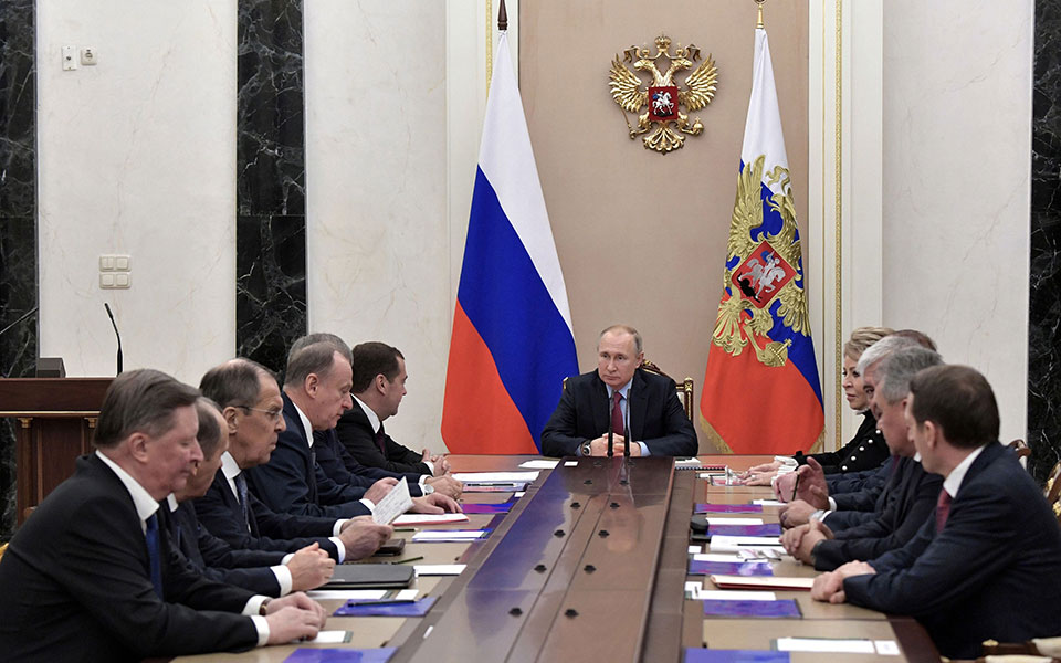 επιχειρησιακή-σύσκεψη-πούτιν-για-τη-σ-2355325