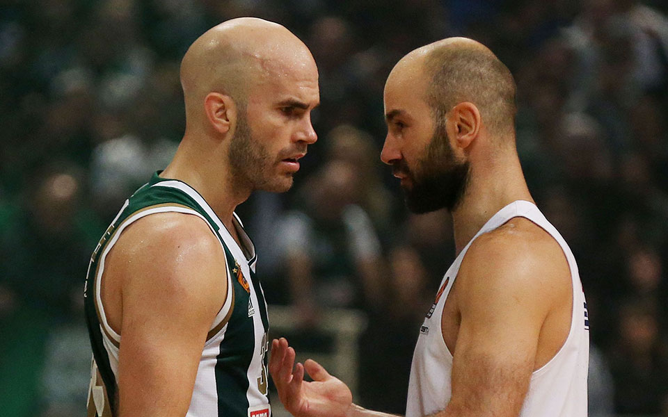 εκεί-πονούν-οι-αιώνιοι-2355378