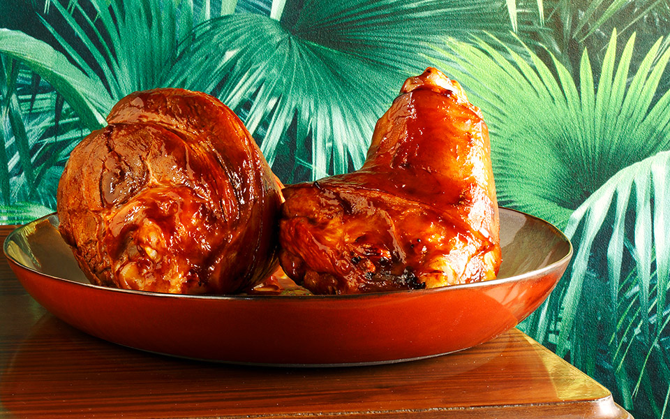 γλασαρισμένα-κότσια-με-ζεστή-πατατοσ-2352592