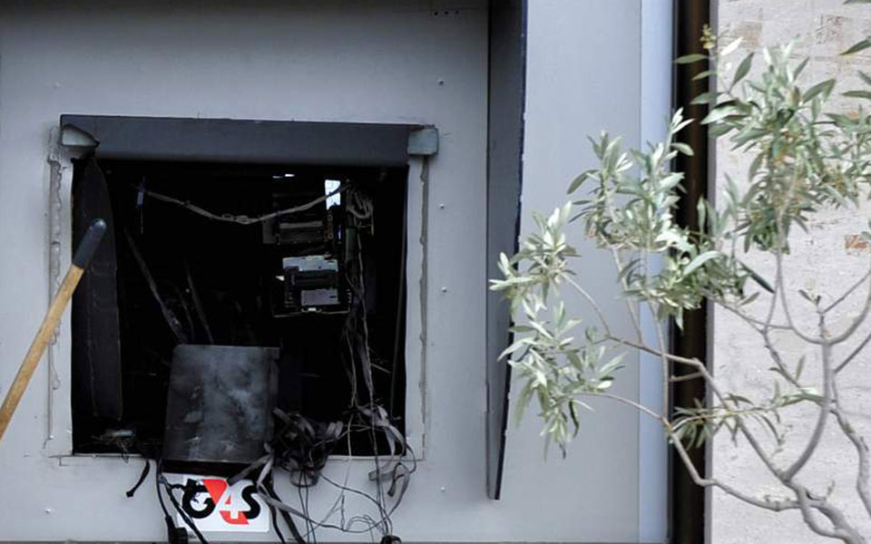 θεσσαλονίκη-ανατίναξαν-δύο-ατμ-και-λή-2355712