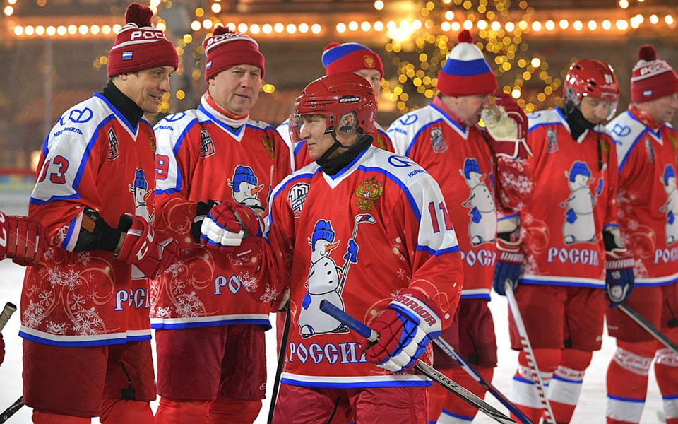 ο-βλαντιμίρ-πούτιν-έπαιξε-χόκεϊ-στην-κ-2355212