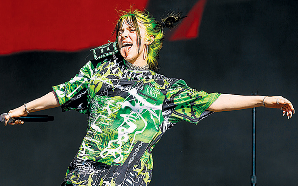 μπίλι-εϊλις-ποπ-είδωλο-βγαλμένο-από-το-2354035