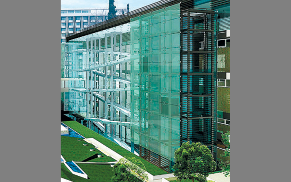 εις-υγείαν-των-μουσείων-με-γεμάτα-ποτ-2355831