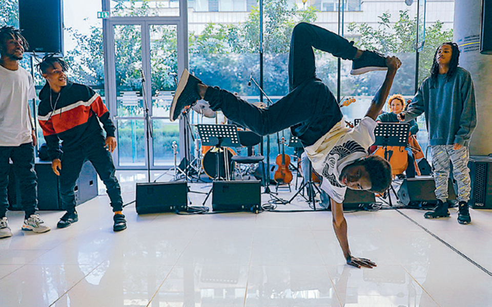 δεν-είμαστε-υπέροχοι-μόνοι-μας-2353817