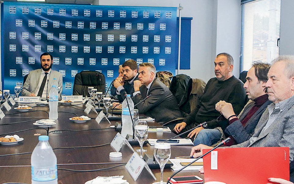 εντονοι-διάλογοι-στο-δ-σ-της-σούπερ-λίγ-2352567