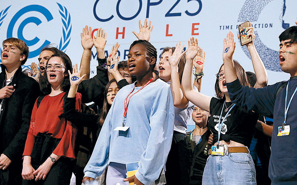 περίσσεψαν-πάλι-οι-ευχές-σε-σύνοδο-γι-2352866