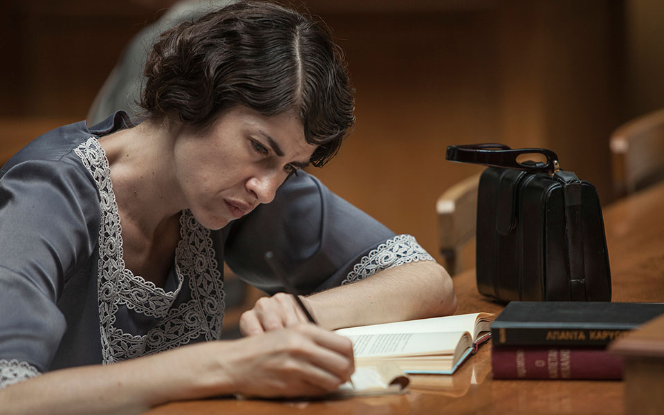 πώς-η-κάτια-γκουλιώνη-μπήκε-στα-χέρι-2355129