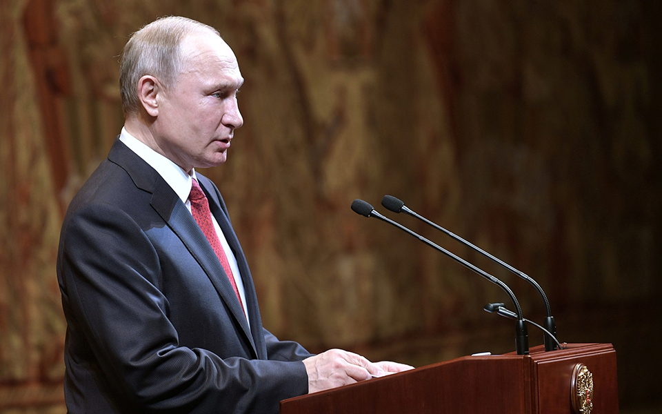 οικογενειακή-σεμνή-πρωτοχρονιά-προτ-2355282