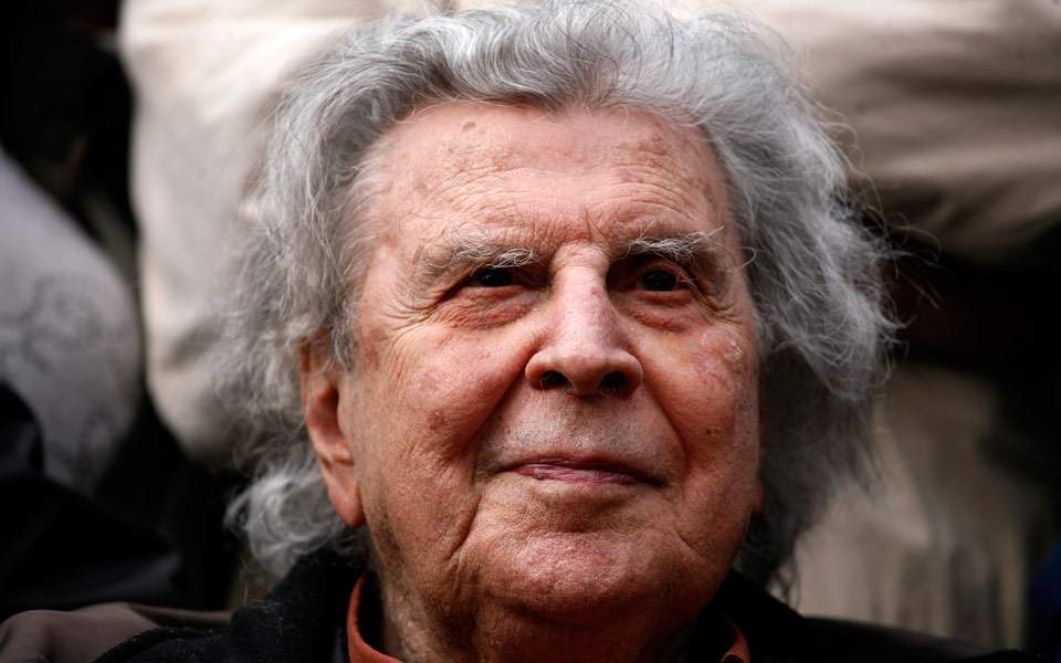 ο-λυρικός-μίκης-θεοδωράκης-2355195