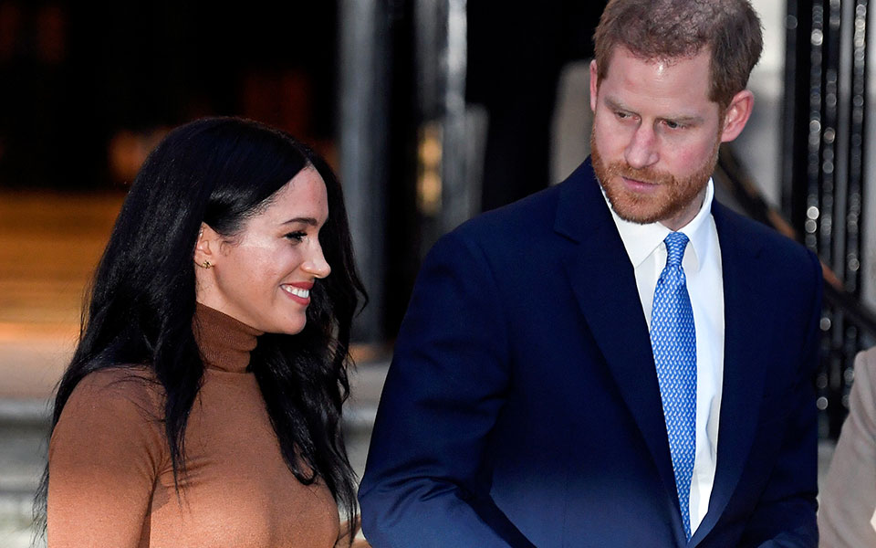 συμφωνία-disney-μέγκαν-μαρκλ-θα-δανείζει-2357291