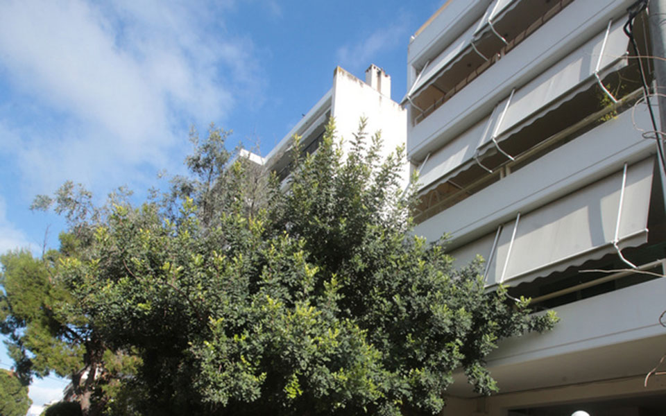 μητέρα-στην-πεύκη-πέταξε-την-5χρονη-κόρ-2355995