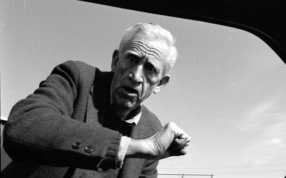 ο-μυστηριώδης-συγγραφέας-του-φύλακα-2358801