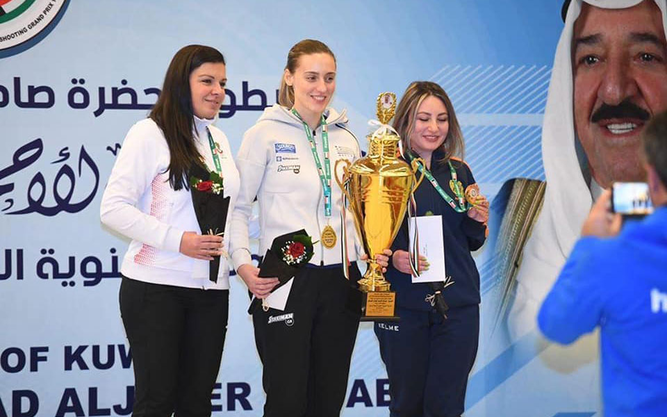 χρυσή-πρεμιέρα-για-aννα-κορακάκη-2358136