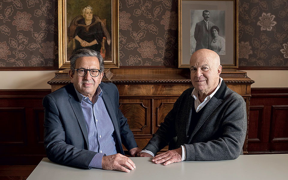 το-σπίτι-με-τα-μυστικά-2360343