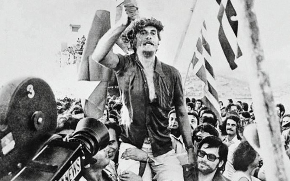 οι-πρώτοι-μήνες-της-μεταπολίτευσης-2358965