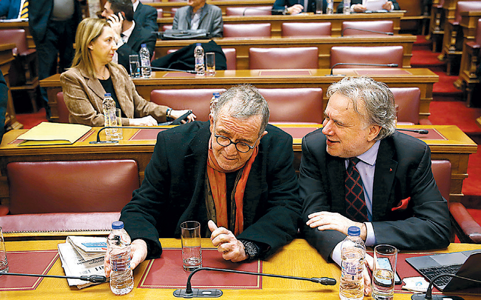 ενα-εργαλείο-για-τον-αρχηγό-της-αντιπο-2356910