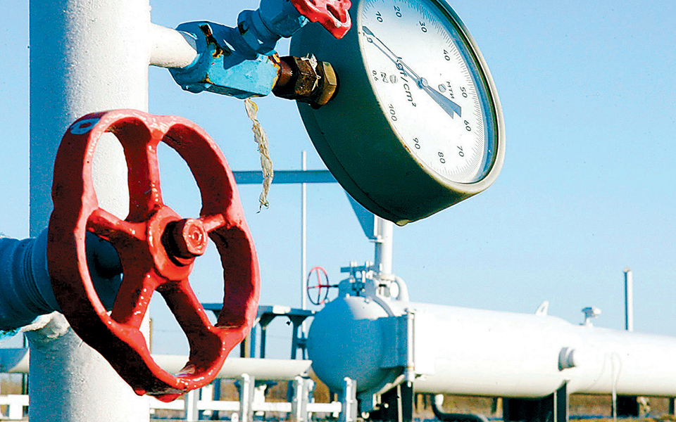 τρία-πλoία-lng-για-την-κρήτη-θέλει-ο-δεσφα-2356676