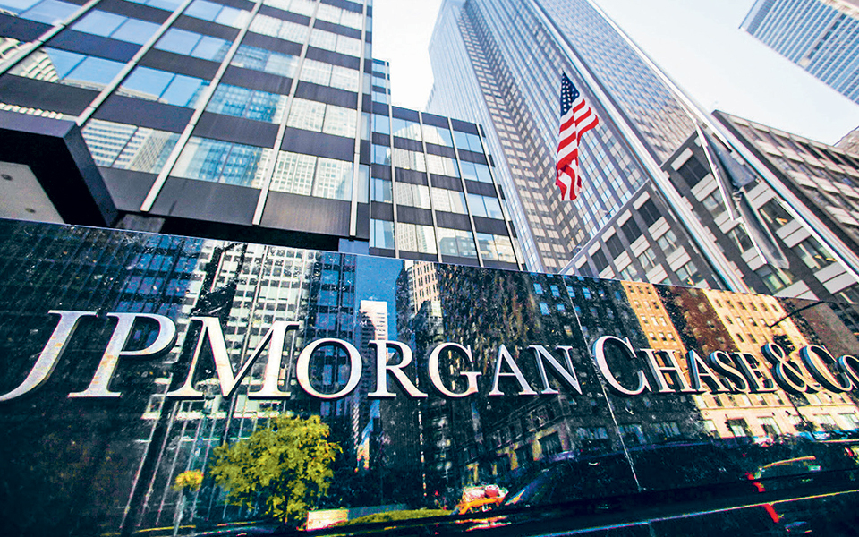 ισχυρή-τραπεζική-αντίδραση-ώθησε-σε-κ-2358375