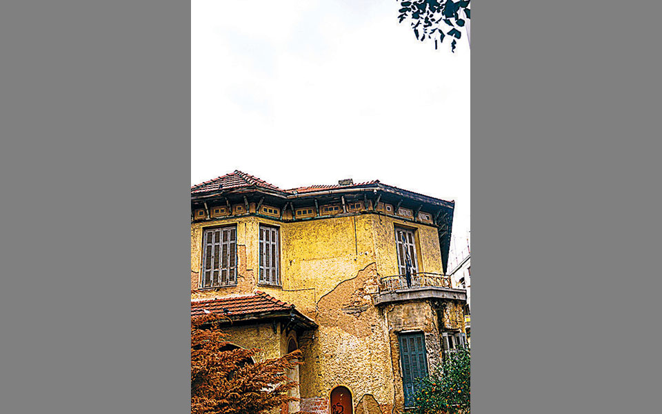 το-απόκρυφο-σπίτι-της-οδού-σαρανταπόρ-2357124