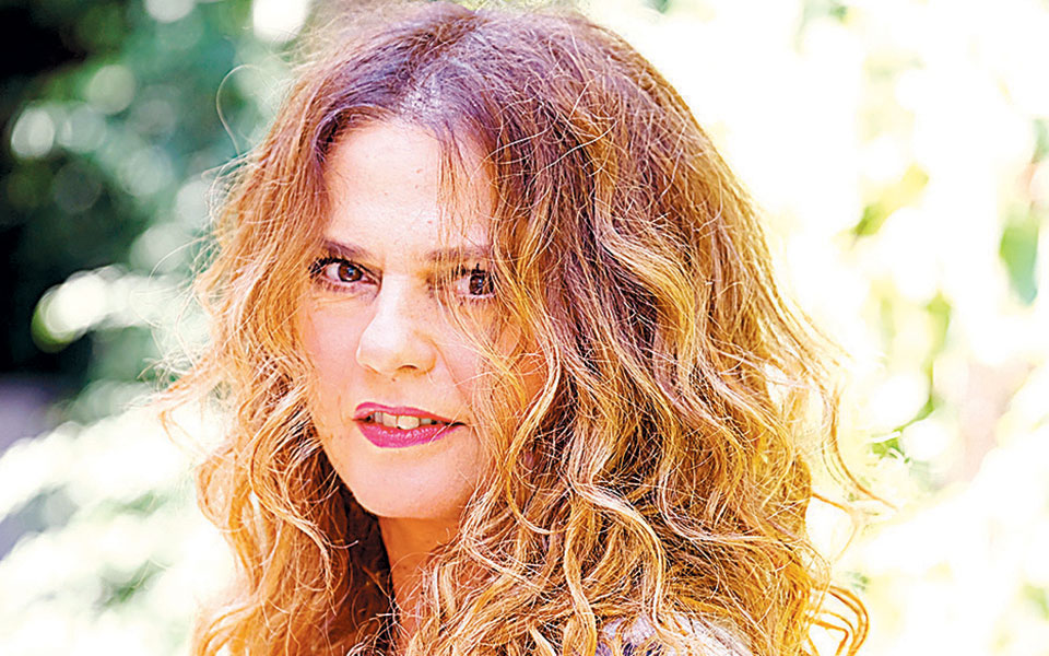 ενα-εικοσιτετράωρο-με-την-τραγουδίστ-2357129