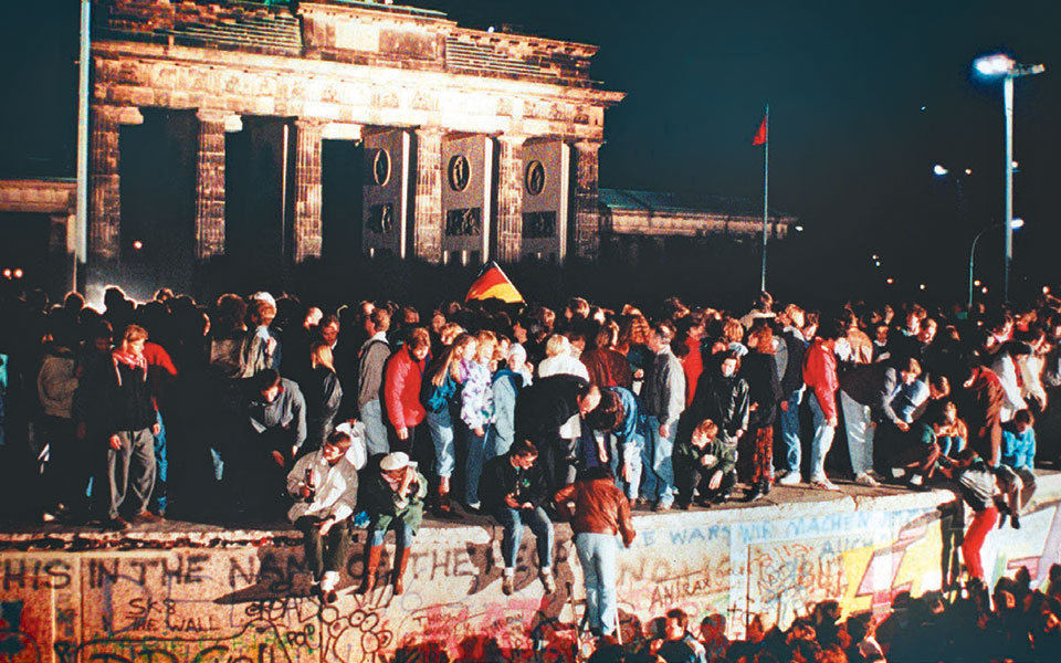 ιστορία-μιας-οικογένειας-ιστορία-μια-2356224