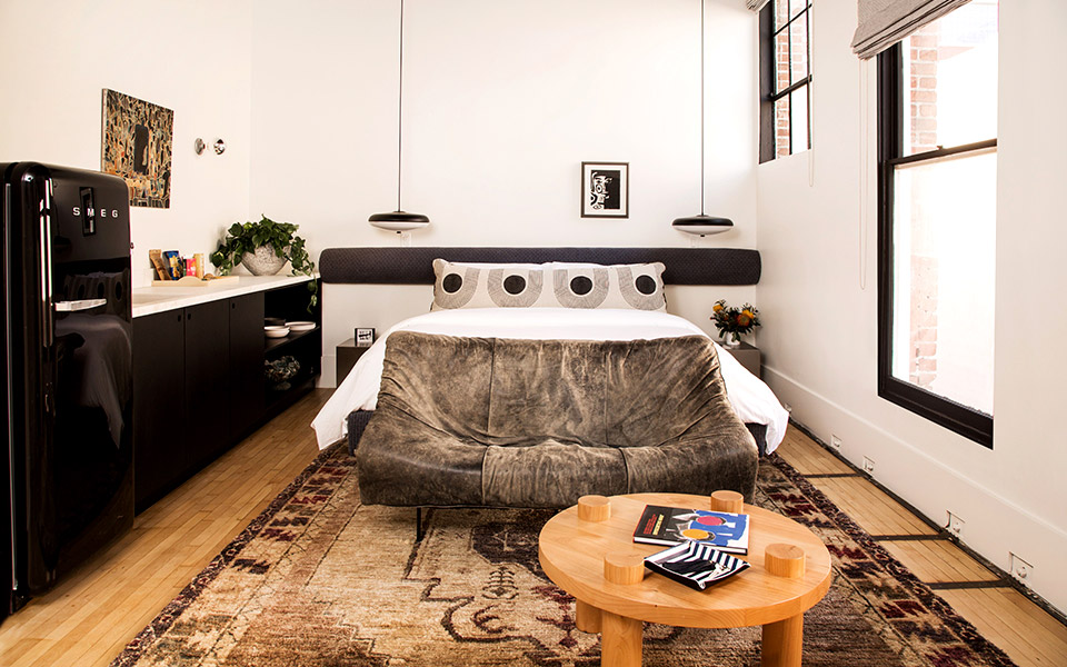 κλείστε-δωμάτιο-στην-πυροσβεστική-2360325