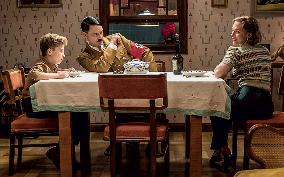 γελώντας-με-τον-χίτλερ-2360359