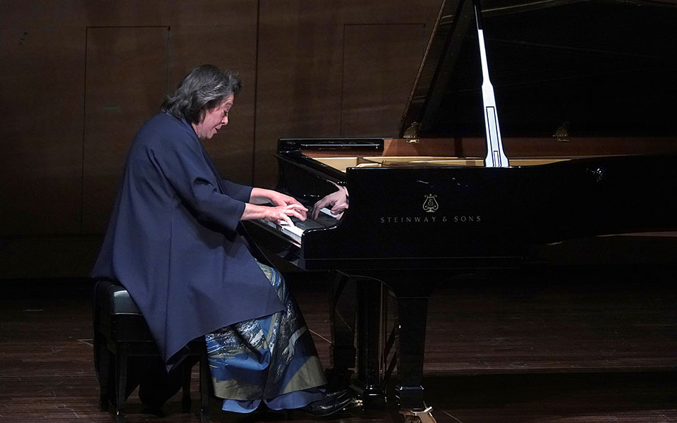 καθηλωτική-λεόνσκαγια-σε-έργα-σούμπε-2358813