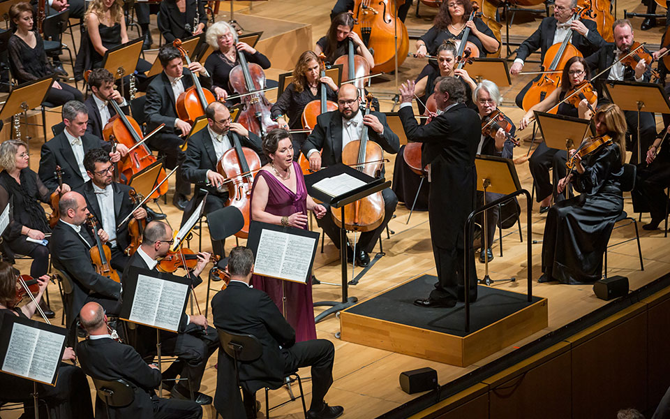 η-τρίτη-του-μάλερ-ένα-βήμα-μπροστά-για-τ-2360027