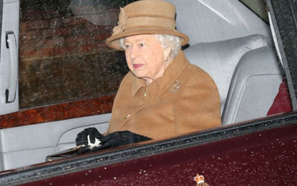 ελισάβετ-σέβομαι-την-επιθυμία-της-μέγ-2357483