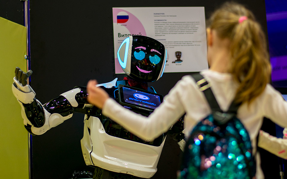 η-μεγαλύτερη-έκθεση-ρομποτικής-στην-ε-2359745