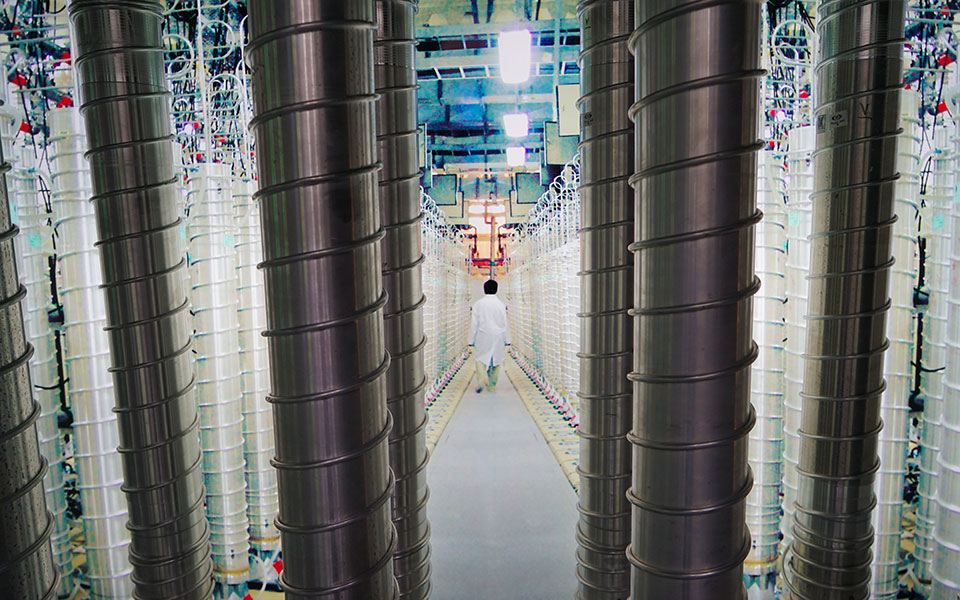 το-ιράν-εγκαταλείπει-τη-συμφωνία-για-τ-2356455