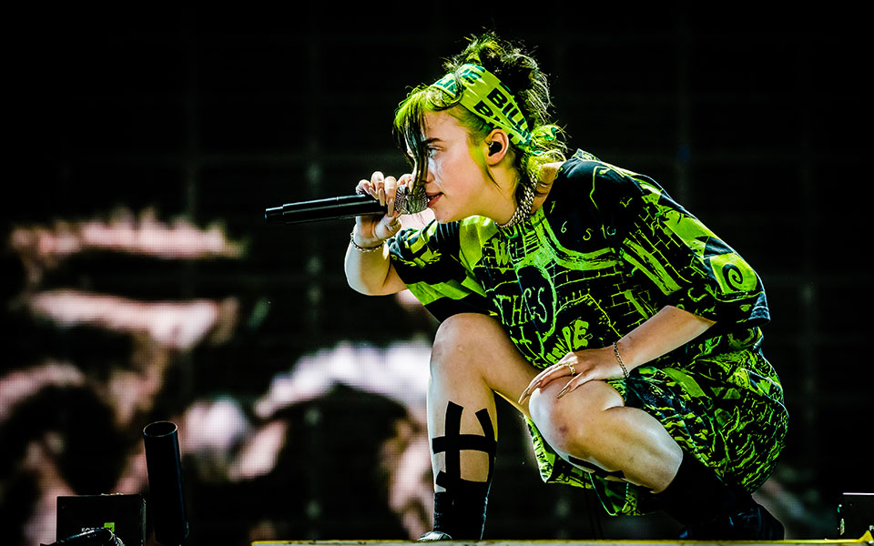 η-μπίλι-άιλις-θα-ερμηνεύσει-το-τραγούδ-2358122