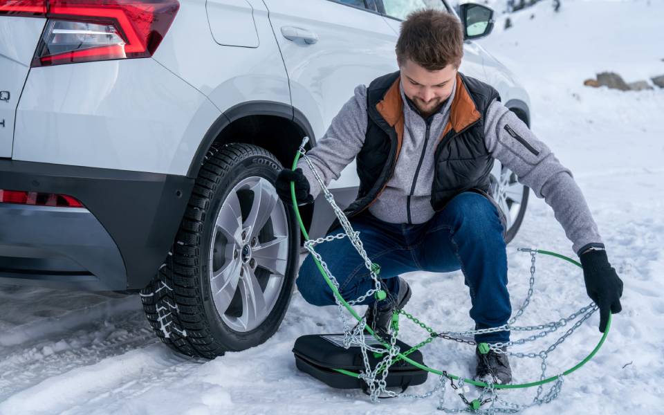 ασφαλής-οδήγηση-και-το-χειμώνα-ένας-π-2356909