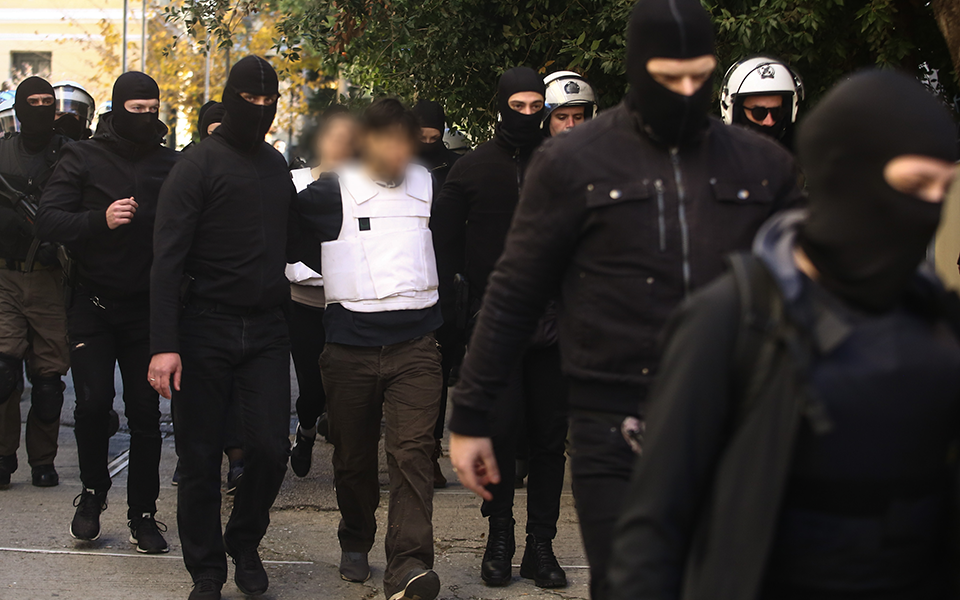 προφυλακιστέος-ο-τοξοβόλος-και-οι-δ-2361129