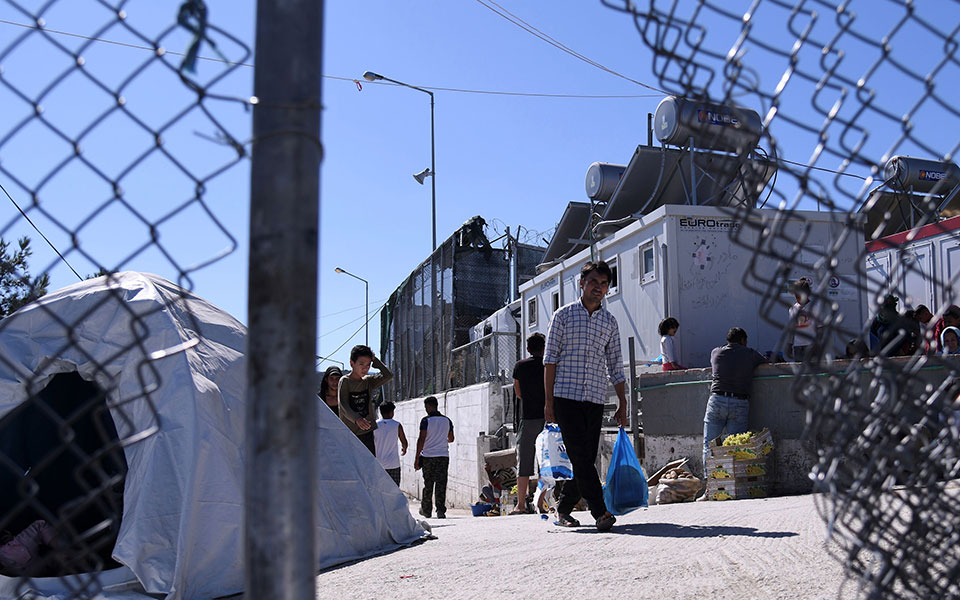 οχι-σε-όλα-από-τους-νησιώτες-2362788