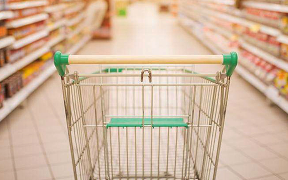 αρχισαν-να-αδειάζουν-ράφια-σε-σούπερ-μ-2365707