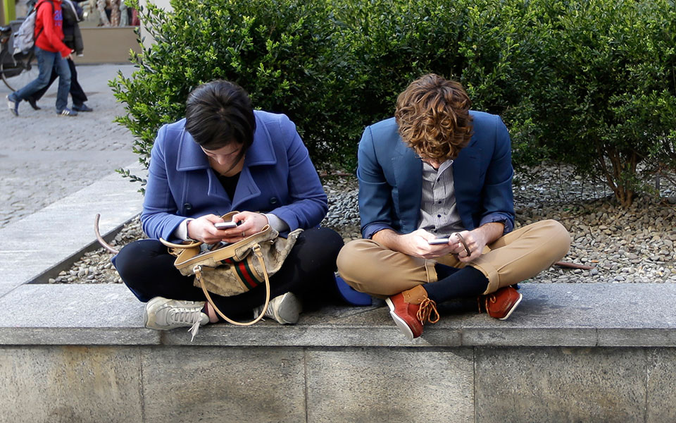 εφηβοι-εκτεθειμένοι-και-χαμένοι-στο-δ-2362869