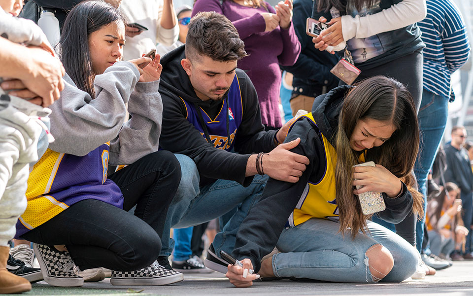 πεθαίνοντας-στην-εποχή-των-σόσιαλ-μίν-2362018