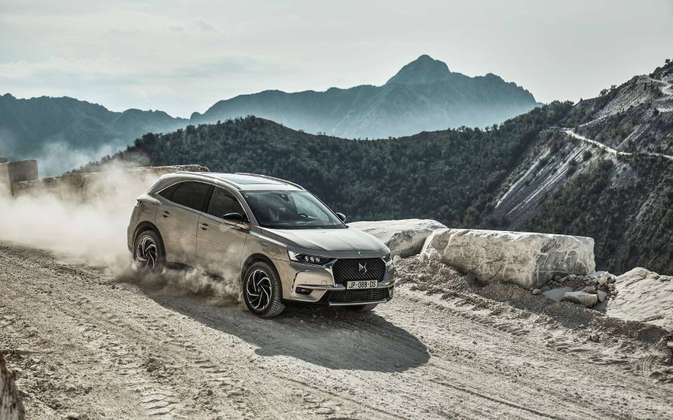 το-νέο-ds-7-crossback-e-τense-44-plug-in-hybrid-2365520