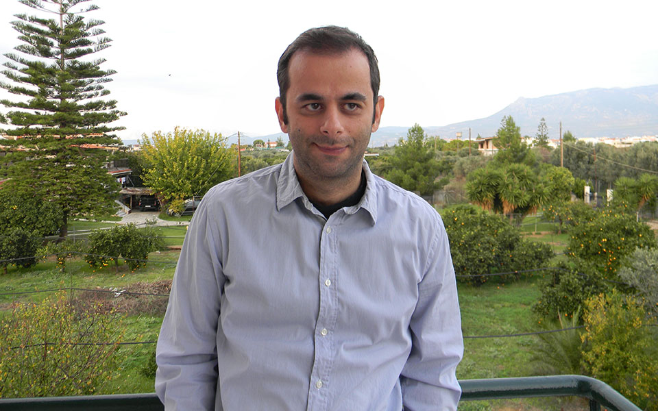 ενα-εικοσιτετράωρο-με-τον-συγγραφέα-χ-2362250