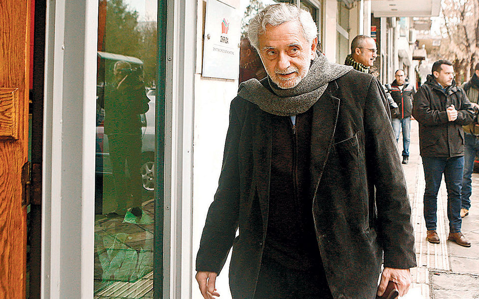 υποκύπτει-στην-έλξη-του-συριζα-2361977