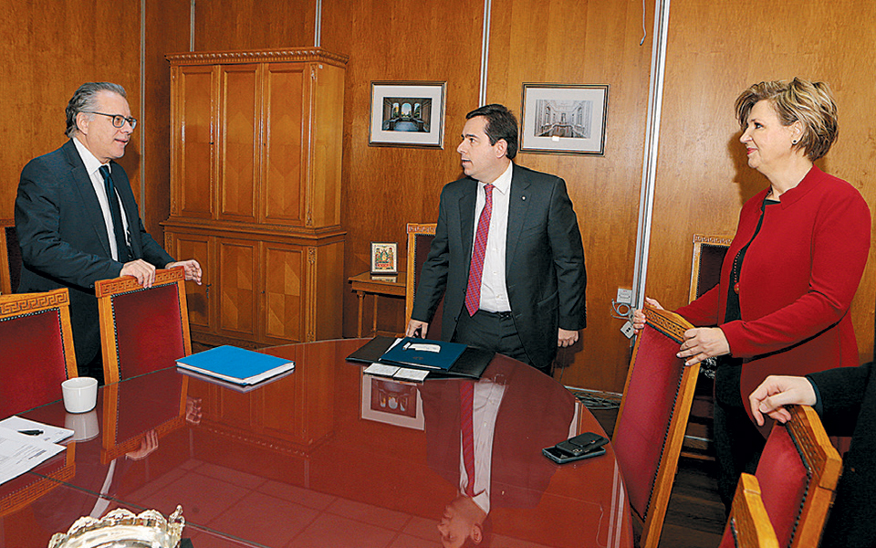 το-hangover-της-εξουσίας-2362191