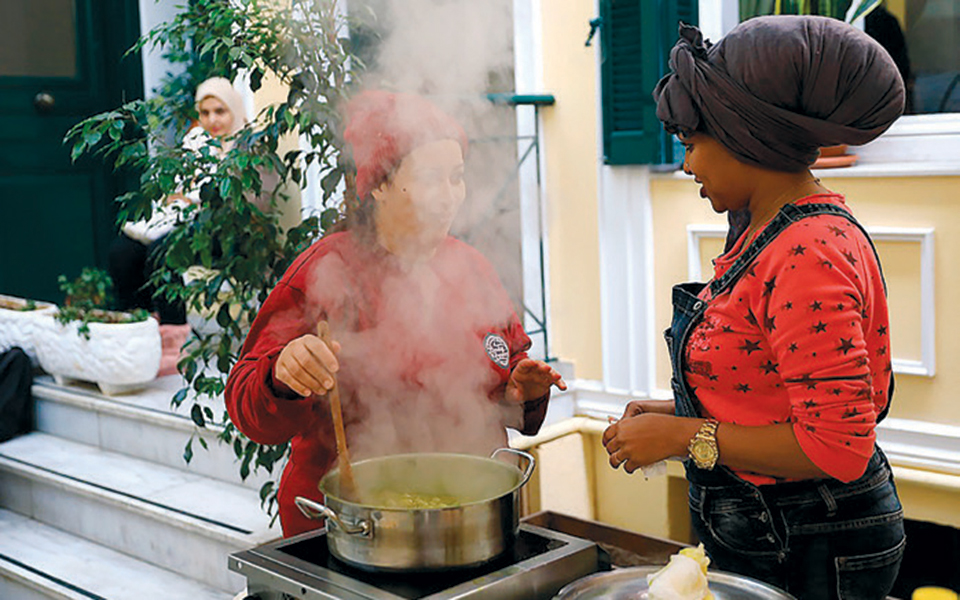 eνα-διαφορετικό-βιβλίο-μαγειρικής-με-γ-2365328