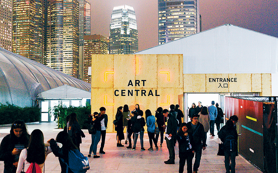 ο-κορωνοϊός-χτύπησε-και-τον-πολιτισ-2364786