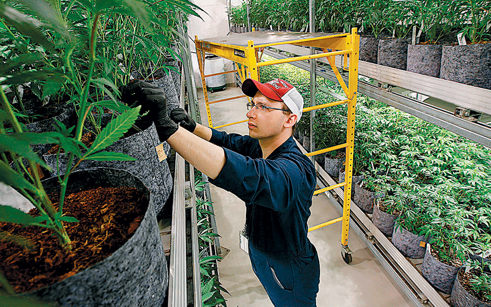 ενδιαφέρον-από-ξένους-επενδυτές-για-ε-2363398