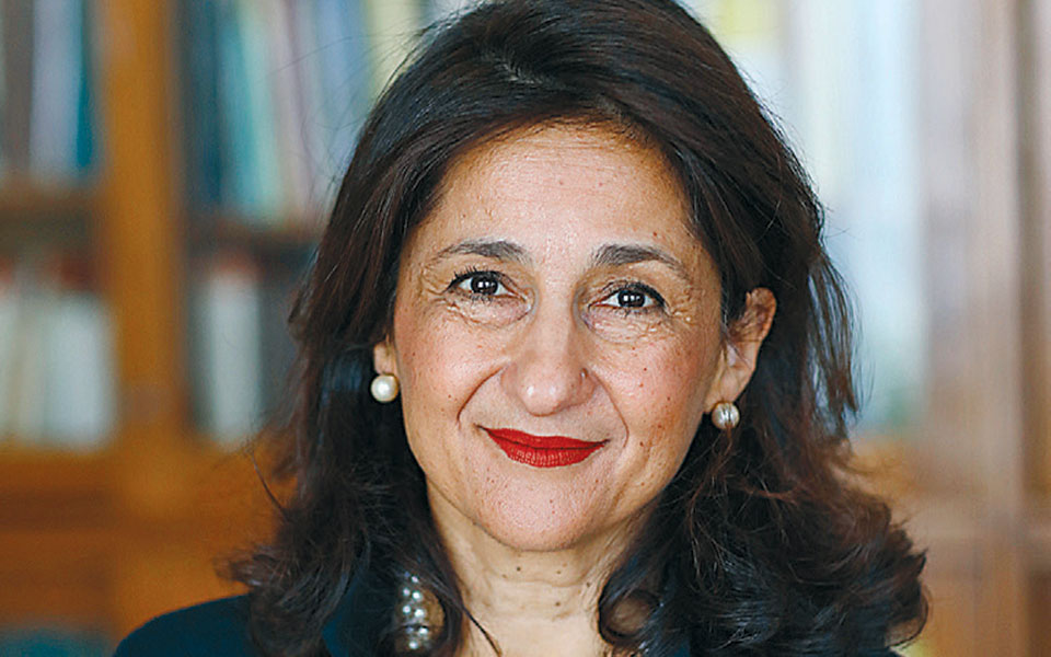 μινούς-σάφικ-στην-κ-η-παγκοσμιοποίη-2364981